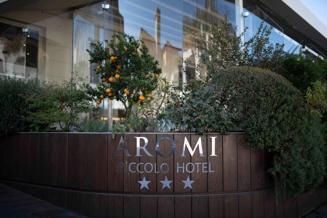 Aromi Piccolo Hotel Saló Exterior foto