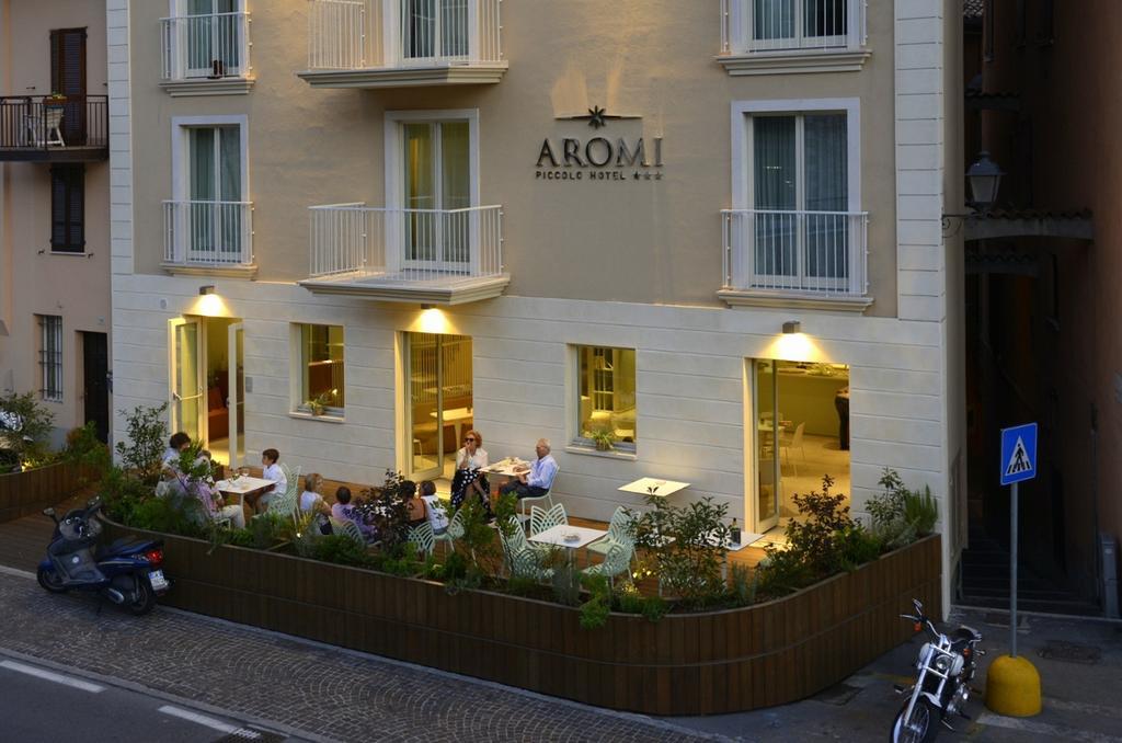 Aromi Piccolo Hotel Saló Exterior foto